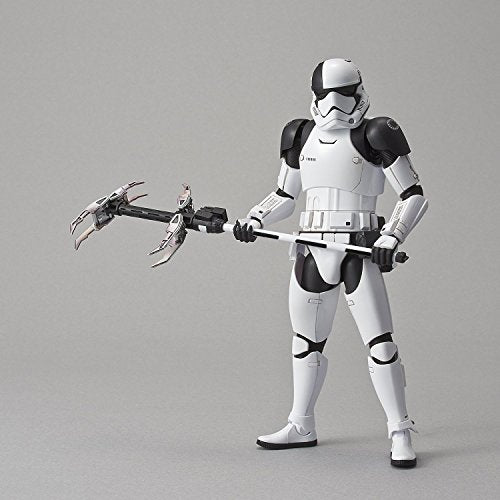 First Order Executioner, First Order Stormtrooper - Star Wars: The Last Jedi