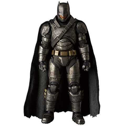 Batman v Superman: Dawn of Justice - Batman - Mafex No.023 - Armored (Medicom Toy)