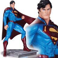Superman: Man of Steel - Superman Statue by Cully Hamner