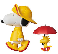 Ultra Detail Figure No.377 UDF PEANUTS Series 7: RAIN COAT SNOOPY & WOODSTOCK