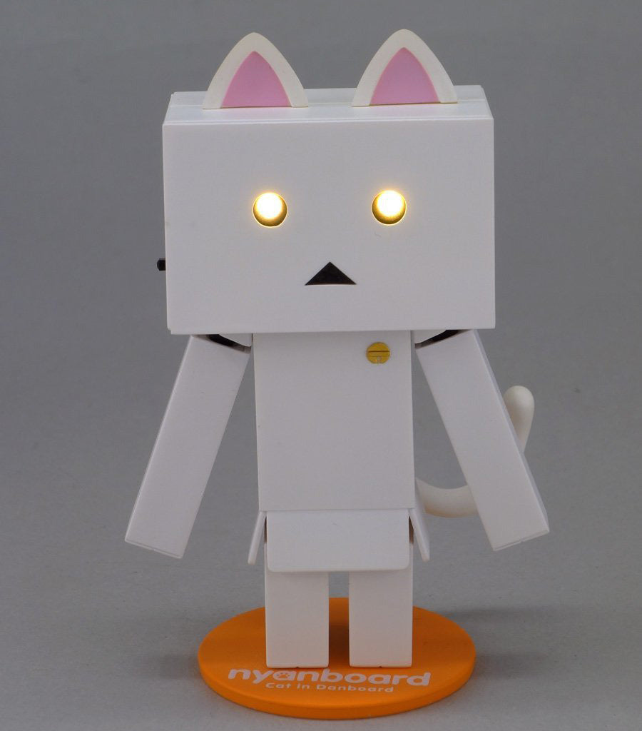 Revoltech Nyanboard Mini Shiro