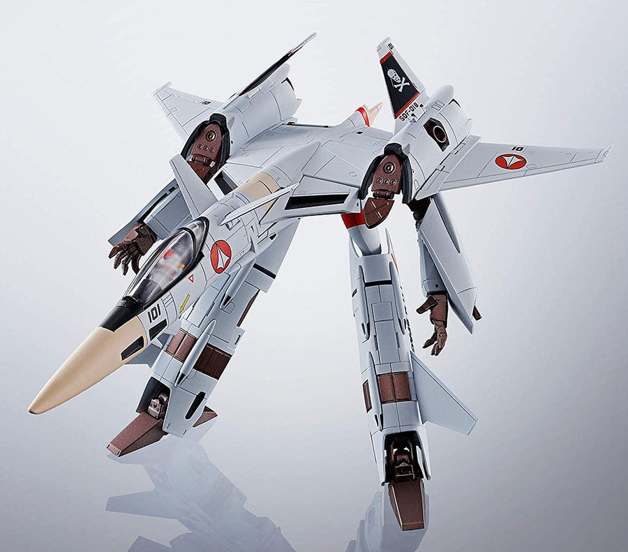 VF-4 Lightning III - Choujikuu Yousai Macross: Flash Back 2012