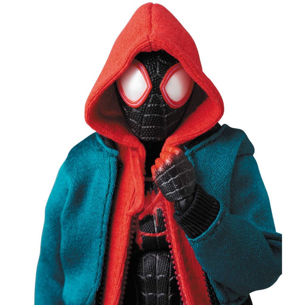 Spider-Man: Into the Spider-Verse - Miles Morales - Spider-Man (Miles  Morales) - Mafex No.107 (Medicom Toy)