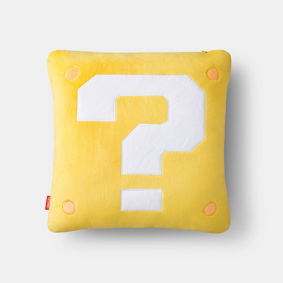 Super Mario - Cushion and Mini Blanket Set - Nintendo Tokyo Exclusive (Nintendo Store)