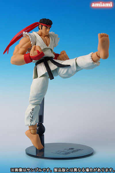 Revoltech SFO - Ryu (Street Fighter Online Mouse Generation)