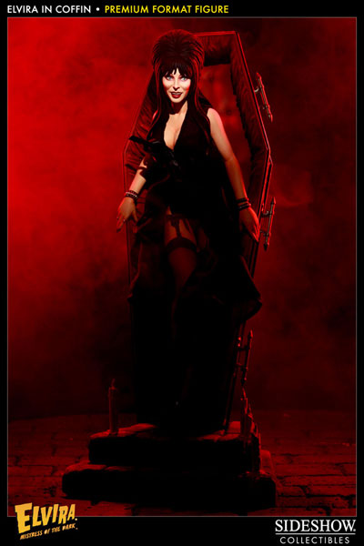 Elvira 1/4 Scale Premium Figure- Elvira in Coffin - Solaris