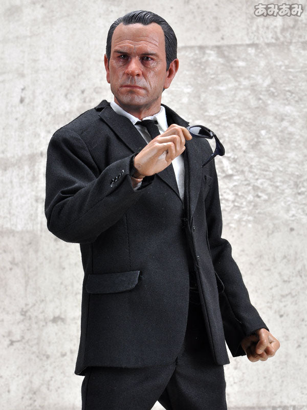 1/6 Real Masterpiece Collectible Figure - Men in Black 3: Tommy Lee Jones as Agent K