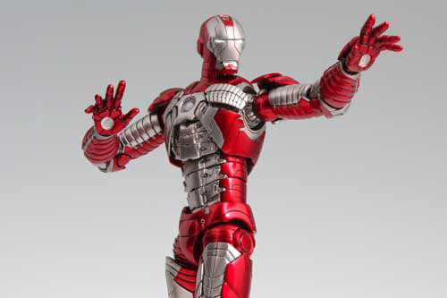 Active Figure Collection - Iron Man Mk5 1/9 Action Figure