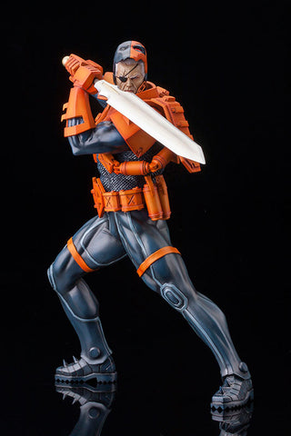 ARTFX - Death Stroke 1/6