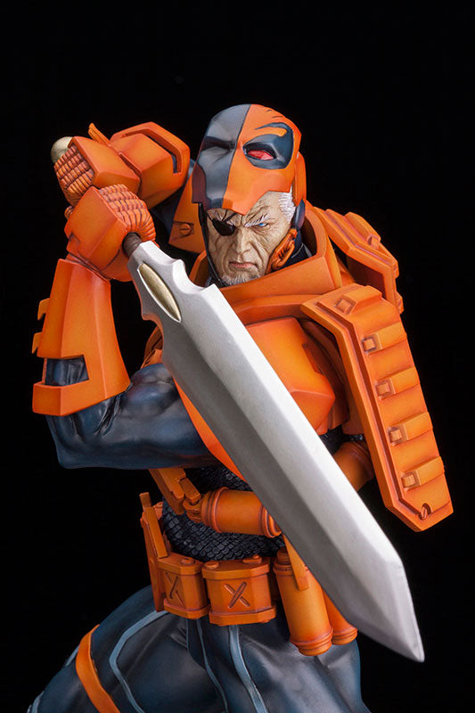 ARTFX - Death Stroke 1/6