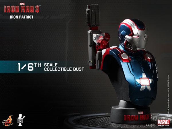 Hot Toys Bust "Iron Man 3" 1/6 Scale Deluxe Set with Mark 42 (Battle Damaged Version) Bonus Bust