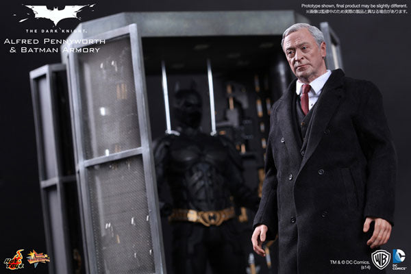 Movie Masterpiece 1/6 Scale Fully Poseable Figure "Dark Knight" Alfred Pennyworth & Batman Armory　