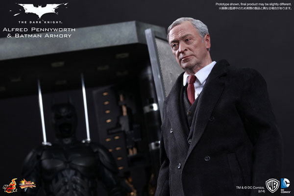 Movie Masterpiece 1/6 Scale Fully Poseable Figure "Dark Knight" Alfred Pennyworth & Batman Armory　