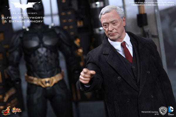 Movie Masterpiece 1/6 Scale Fully Poseable Figure "Dark Knight" Alfred Pennyworth & Batman Armory　