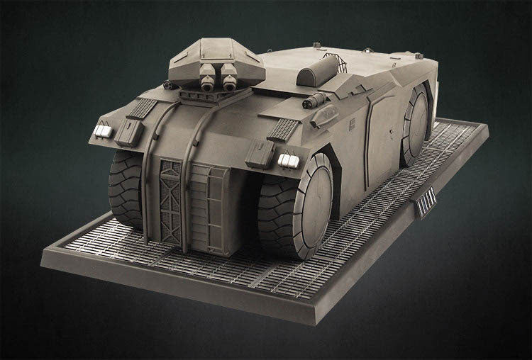 Aliens HCG Prop Replica 1/18 Scale Armored Personnel Carrier M577