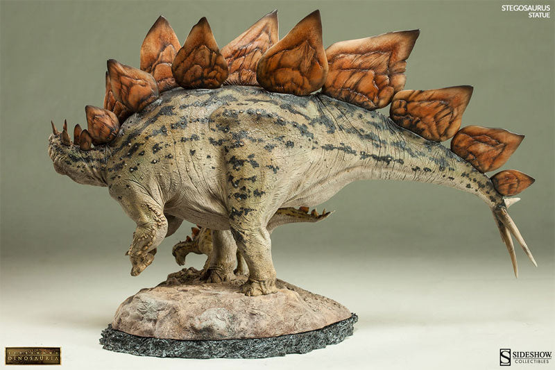 Dinosauria Statue - Stegosaurus