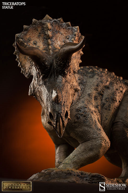 Dinosauria Statue - Triceratops