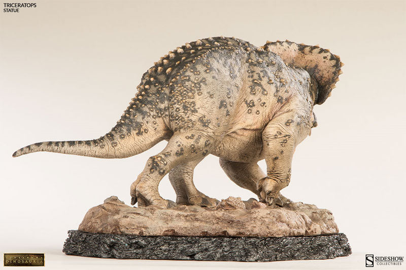 Dinosauria Statue - Triceratops