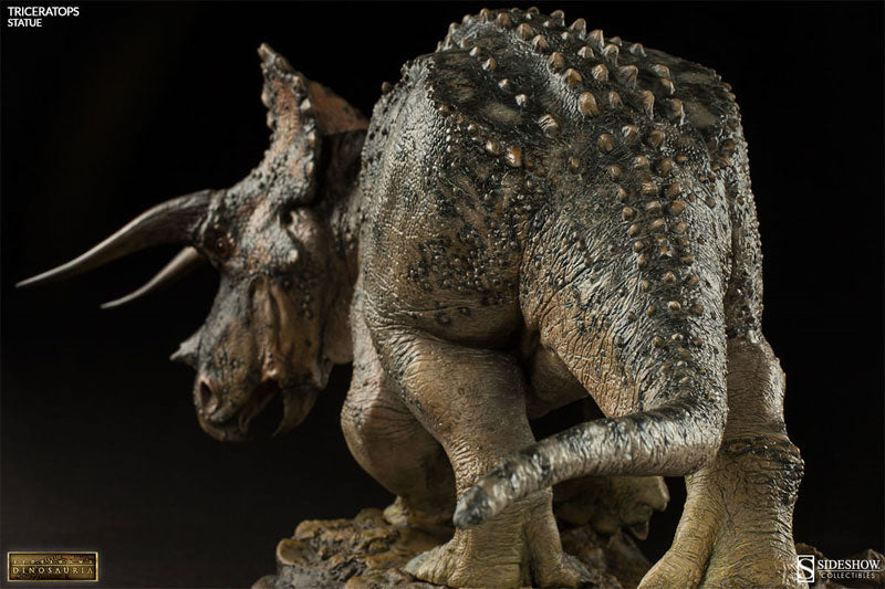 Dinosauria Statue - Triceratops