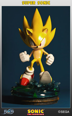 Sonic the Hedgehog - Modern Super Sonic Statue