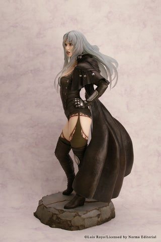 Fantasy Figure Gallery - Luis Royo FFG: Luz Malefic (LUIS ROYO) 1/4 Resin Statue　