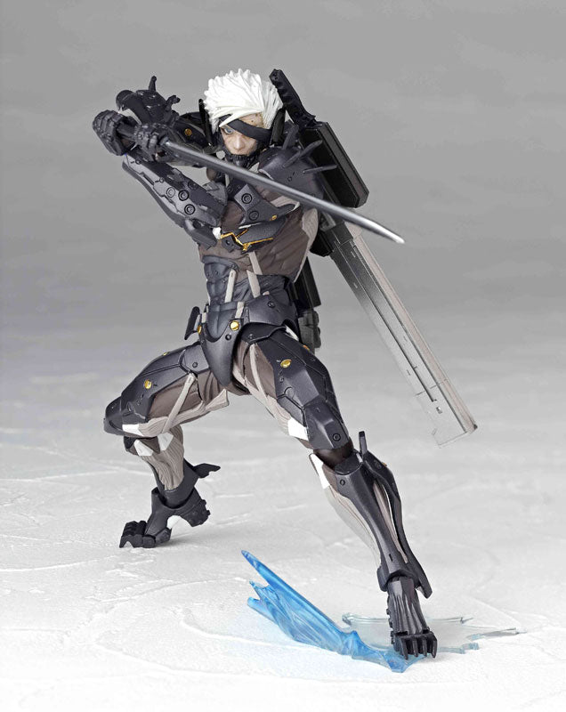 Revoltech Yamaguchi No.140 METAL GEAR RISING REVENGEANCE - Raiden