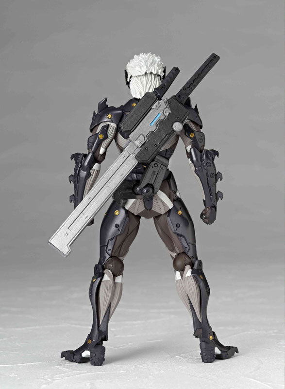 Revoltech Yamaguchi No.140 METAL GEAR RISING REVENGEANCE - Raiden