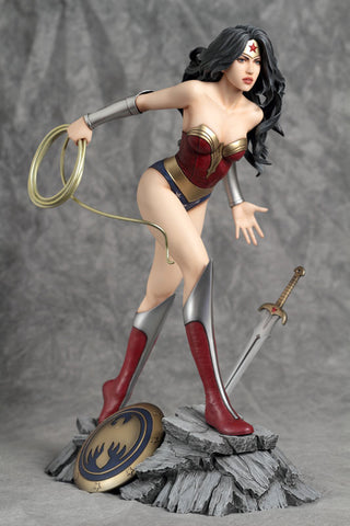 Fantasy Figure Gallery - DC Comics Collection: Wonder Woman 1/6 Resin Statue