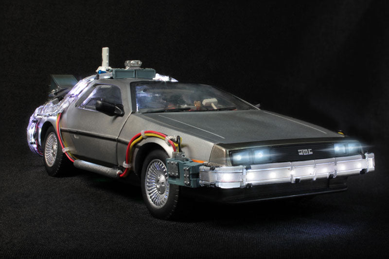 Back To The Future Part II 1/20 Magnetic Floating DeLorean Time Machin -  Solaris Japan