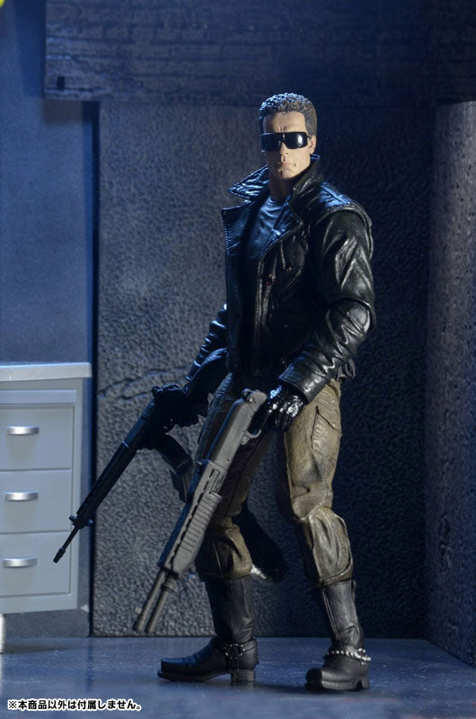 The Terminator - Police Station Assault T-800 Ultimate 7 Inch Action Figure