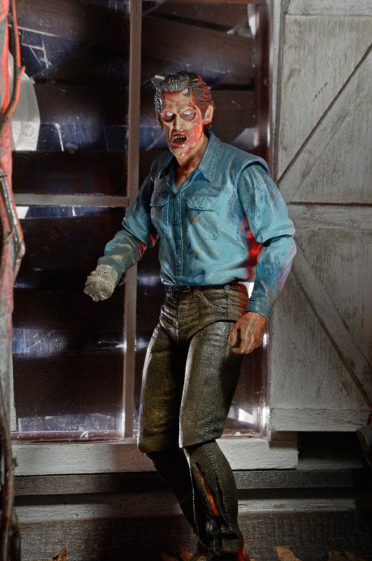 The Evil Dead II - Ash Ultimate 7 Inch Action Figure