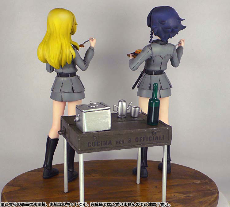 [Exclusive Sale] Girls und Panzer - Pepperoni & Carpaccio Lunch Set 1/8 Resin Assembly Kit