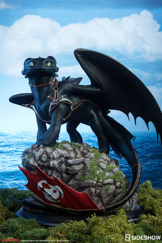 "How to Train Your Dragon 2" Statue Toothless