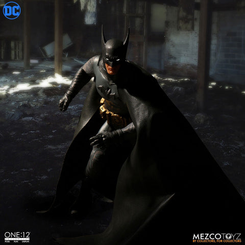 ONE:12 Collective - DC Comics: Ascending Knight Batman 1/12 Action Figure