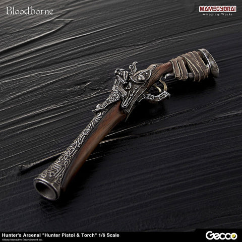 Bloodborne - Hunter's Arsenal: Hunter Pistol & Torch 1/6 Scale Weapon　