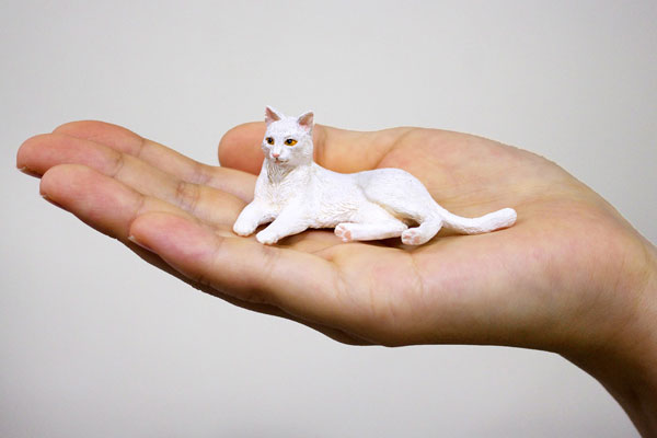 1/12 Japanese Cat White Cat (Lying Down)