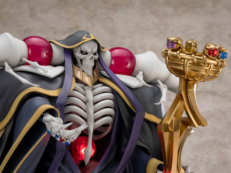 Ainz Ooal Gown(Satoru Suzuki/Momonga/Momon) - Overlord