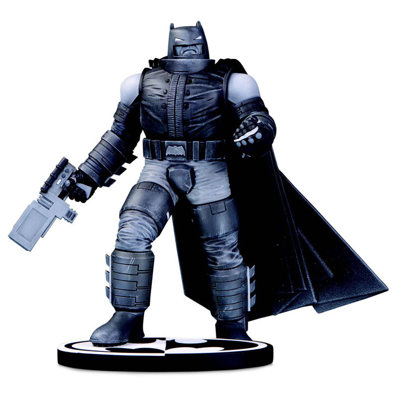 Batman(Bruce Wayne) - Black & White Statue