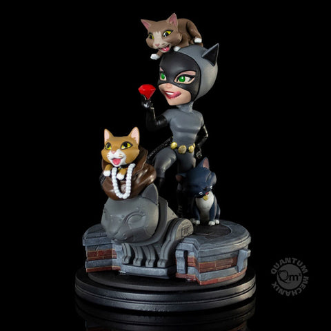 Q-FiG Elite / DC Comics: Catwoman PVC Figure