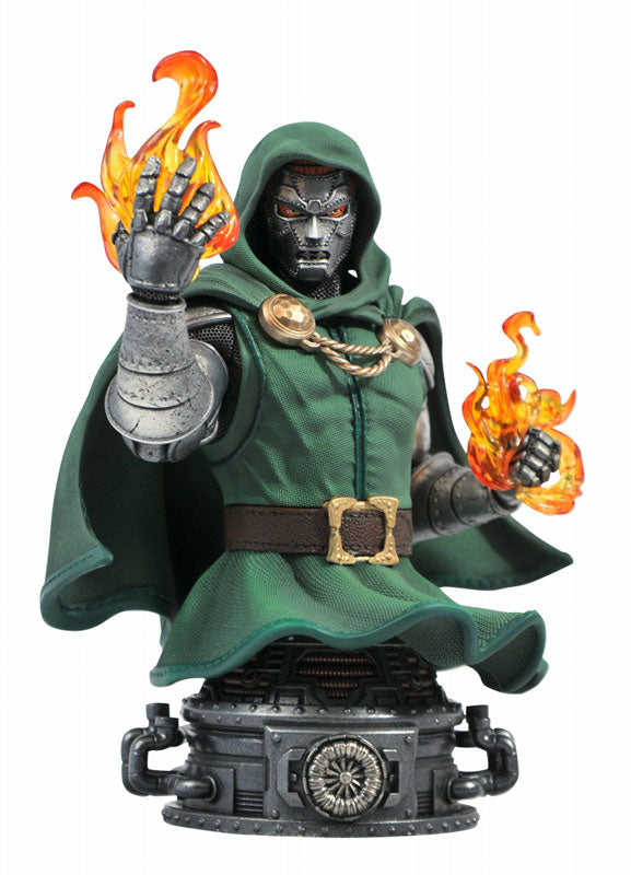 Marvel Comics / Dr. Doom Bust