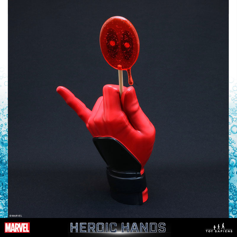 "Marvel Comics" 1/1 Scale Heroic Hand #03A Deadpool
