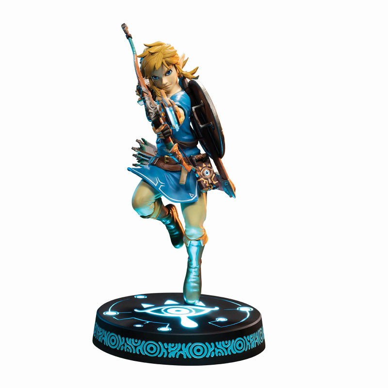 The Legend of Zelda: Breath of the Wild / Link 10 Inch PVC Statue Collectors Edition