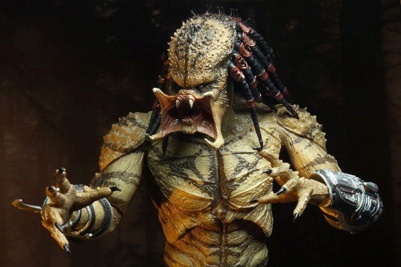 THE PREDATOR/ Unarmored Assassin Predator 7 Inch Action Figure