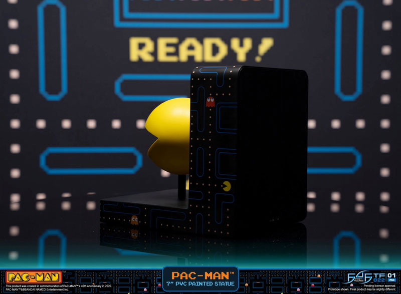 PAC-MAN/ Pac-Man PVC Statue