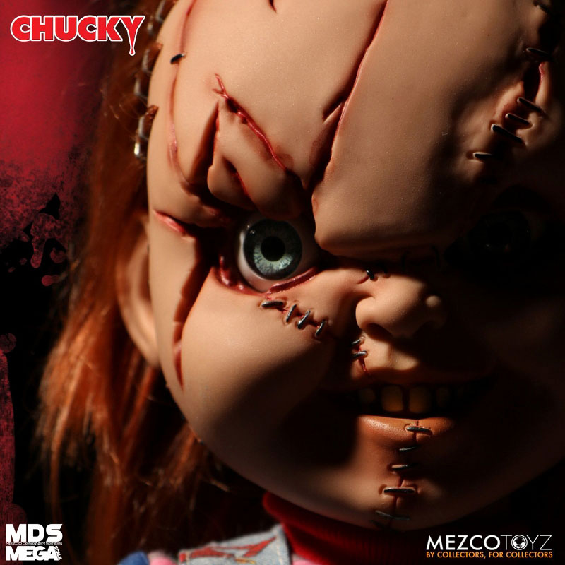 Child's Play/ Chucky 15 Inch Talking Mega Scale Figure