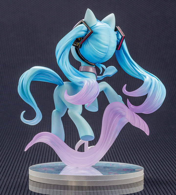 Hatsune buy Miku feat My Little Pony Figure New