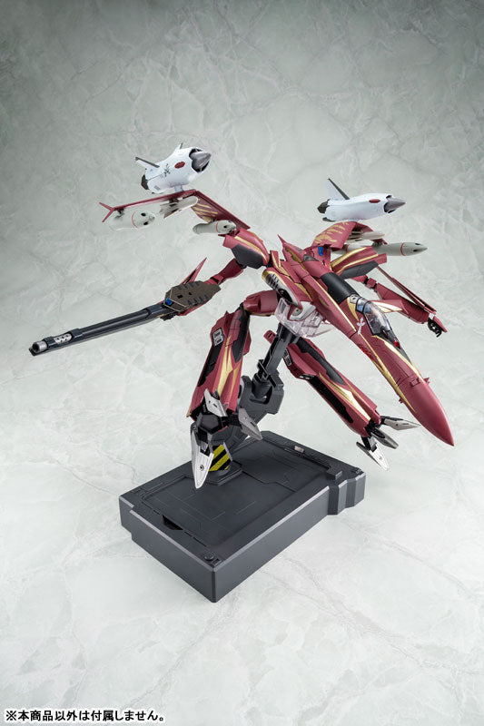 Macross Zero - SV-51 γ - 1/60 - Nora Polyansky Custom Final Battle  Specification (Arcadia)