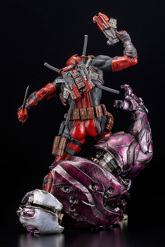 Deadpool - Fine Art Statue