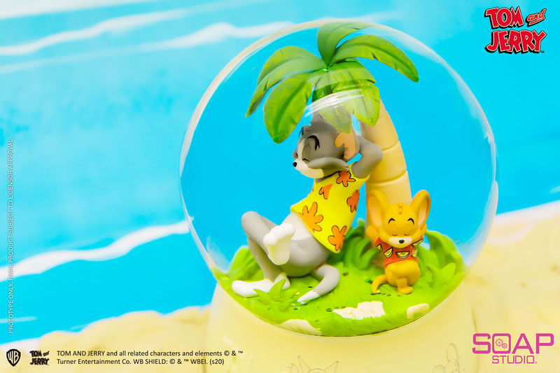 "Tom and Jerry" Snow Globe Tom and Jerry (Tropical Oasis)