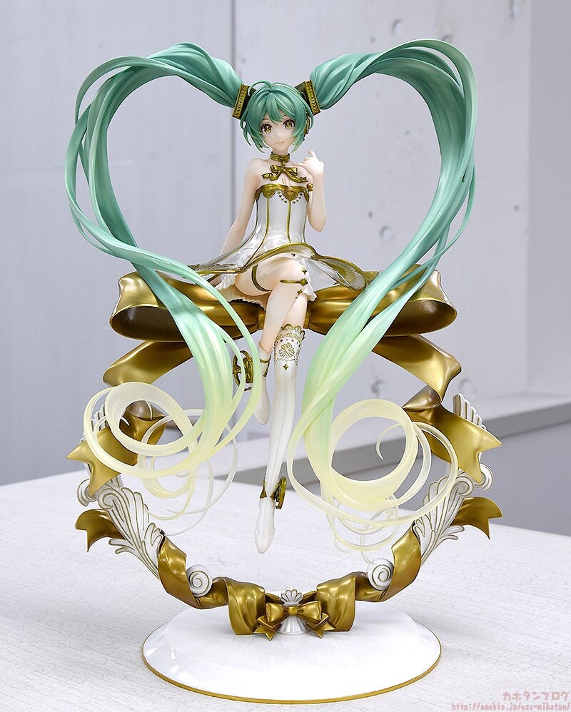 Vocaloid - Hatsune Miku - 1/1 - Symphony 2022 Ver. (Good Smile